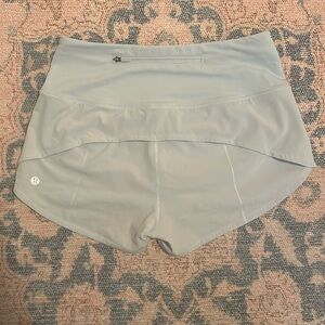 Shorts size 4